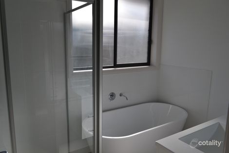 32 Stan Cres, Bonnells Bay, NSW 2264