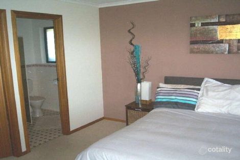 Property photo of 6 Wilksch Court Williamstown SA 5351