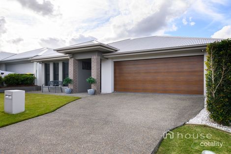 Property photo of 27 Starling Street Deebing Heights QLD 4306