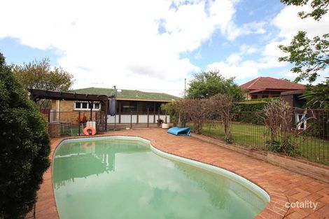 Property photo of 35 Holland Crescent Casula NSW 2170