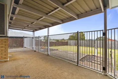 Property photo of 6 Blue Gum Drive Newtown QLD 4350