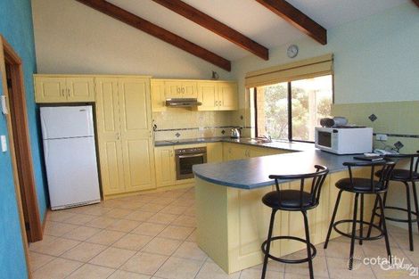 Property photo of 18 Crabb Road Vivonne Bay SA 5223