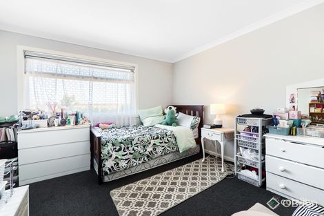 Property photo of 12 Downhelm Road Cranbourne North VIC 3977