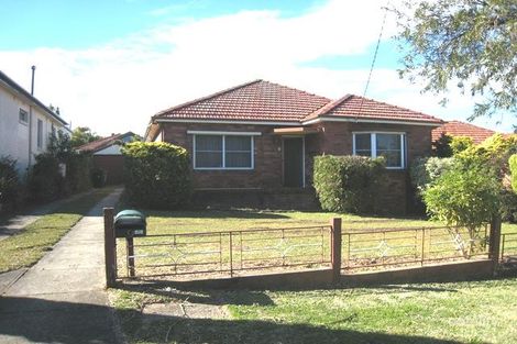 9 Wyatt Ave, Earlwood, NSW 2206