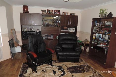 Property photo of 10 Seminole Gardens Seville Grove WA 6112