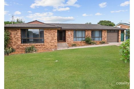 37 Galway Cres, Metford, NSW 2323
