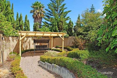 Property photo of 10 Fairlight Rise Kallaroo WA 6025