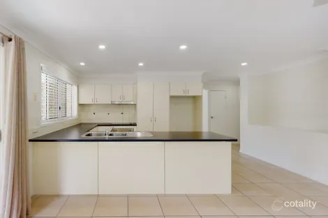 Property photo of 10 Michael Place Oxley QLD 4075