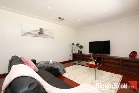 Property photo of 14 Viola Avenue Brooklyn VIC 3012