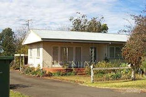 6 Empress St, Centenary Heights, QLD 4350