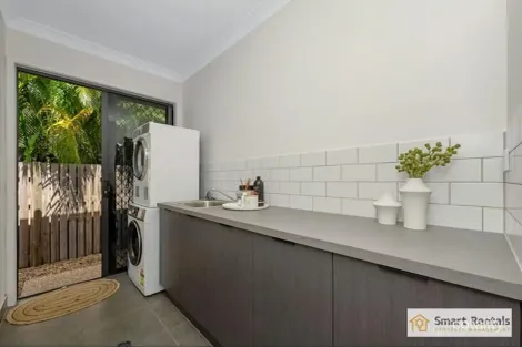 Property photo of 11 Sunniva Boulevard Burdell QLD 4818