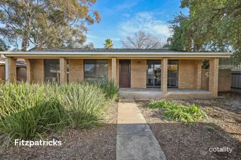 Property photo of 4/2 Cooinbil Crescent Kooringal NSW 2650
