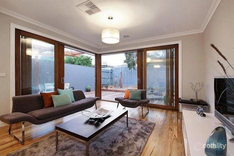 Property photo of 70B Parkmore Road Bentleigh East VIC 3165
