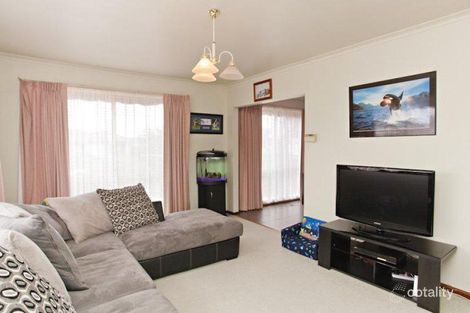 Property photo of 3 Goderic Street Wendouree VIC 3355
