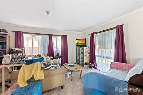 Property photo of 28 Anderson Street North Bendigo VIC 3550