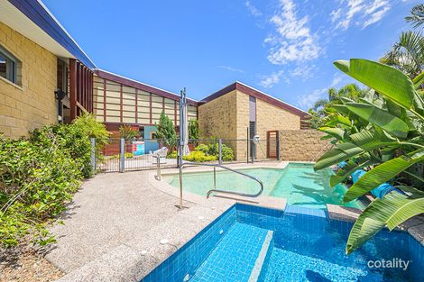 Property photo of 25 Marlin Court Banksia Beach QLD 4507