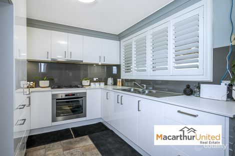 Property photo of 13 Elliot Place St Helens Park NSW 2560