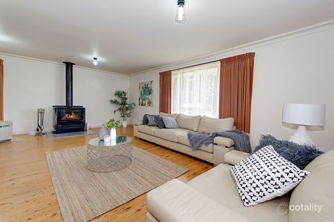 Property photo of 9 Lancaster Court Greenvale VIC 3059