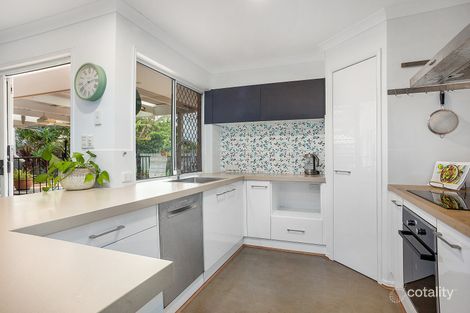 Property photo of 4 Highclare Court Little Mountain QLD 4551