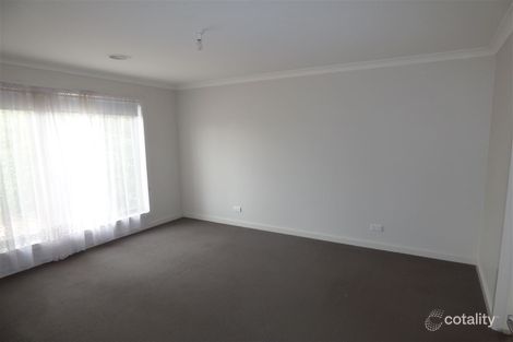 Property photo of 9 Deakin Court Horsham VIC 3400