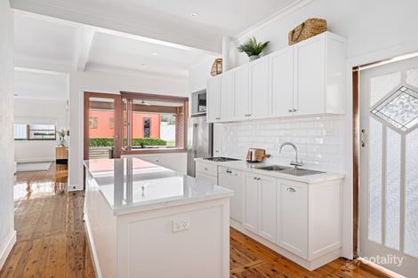 Property photo of 560 Schubach Street East Albury NSW 2640