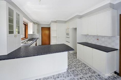 Property photo of 1 Yorrel Close Alfords Point NSW 2234