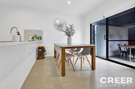 Property photo of 2/27 Windross Drive Warners Bay NSW 2282