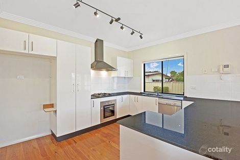 2/11 Dwyer Ave, Woy Woy, NSW 2256