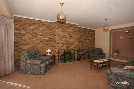 Property photo of 1 Bruce Court Berwick VIC 3806
