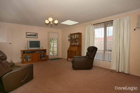 Property photo of 1 Bruce Court Berwick VIC 3806