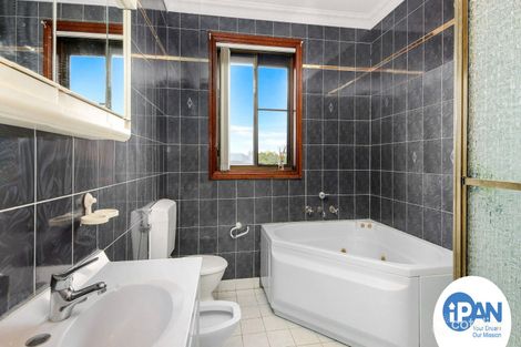 Property photo of 16 Old Kent Road Greenacre NSW 2190