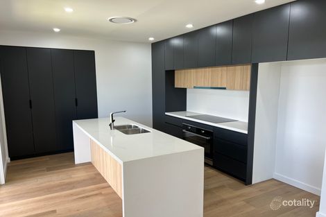 Property photo of 42 Cambronne Parade Elermore Vale NSW 2287