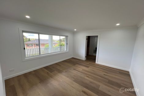 Property photo of 42 Cambronne Parade Elermore Vale NSW 2287