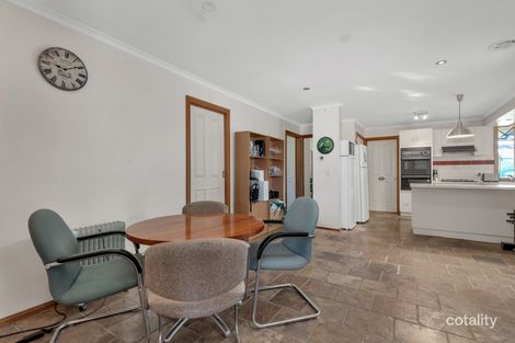 Property photo of 24 Karinya Close Werribee VIC 3030
