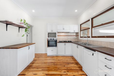 Property photo of 11 Patterson Street Wynnum QLD 4178