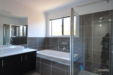 Property photo of 9 Tribute Drive Pakenham VIC 3810