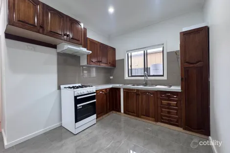 Property photo of 13B Chesham Parade Glenfield NSW 2167