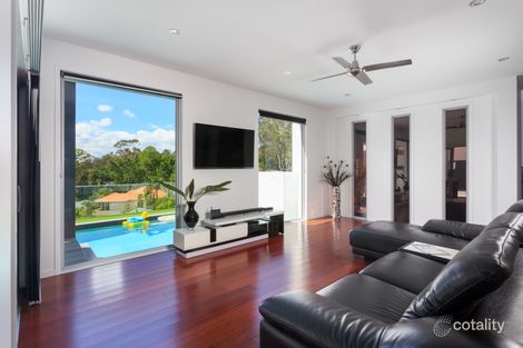 Property photo of 10 Grevillea Close Chapel Hill QLD 4069