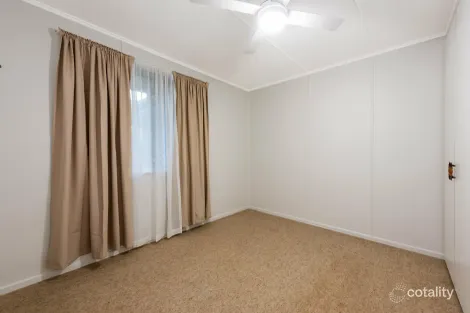 Property photo of 7 Hunter Street Centenary Heights QLD 4350