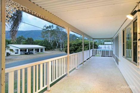 Property photo of 52 Davison Road Wilson Beach QLD 4800
