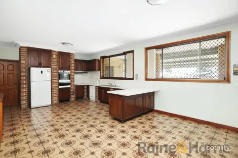 Property photo of 26 Ashford Close Hinchinbrook NSW 2168