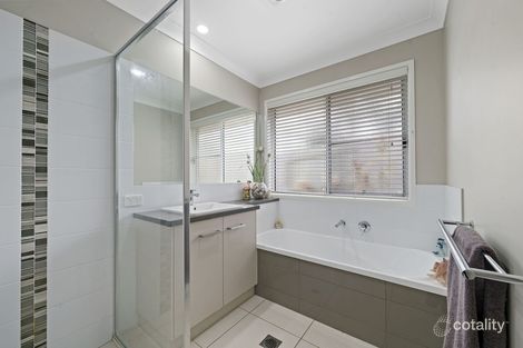 Property photo of 43 Entabeni Drive Kearneys Spring QLD 4350