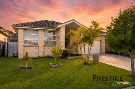 14 Mcintyre Cct, Middleton Grange, NSW 2171