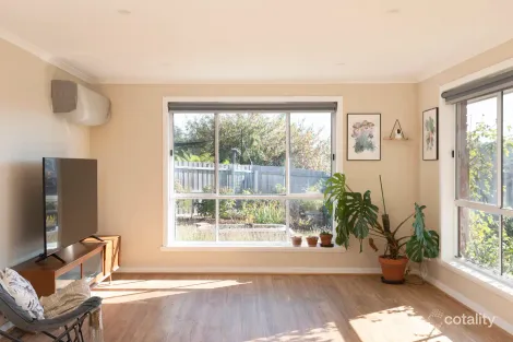 Property photo of 2/28 Lila Drive Prospect TAS 7250