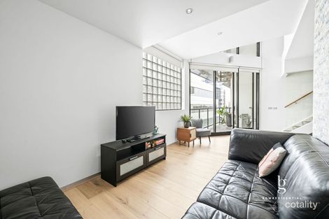 Property photo of 621/539 St Kilda Road Melbourne VIC 3004
