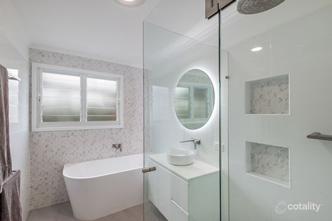 Property photo of 22 Wollomia Way Sunrise Beach QLD 4567