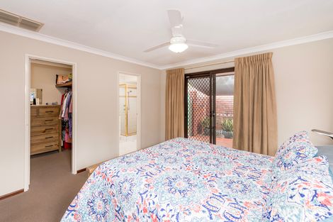 Property photo of 4 Honeysuckle Close Ballajura WA 6066