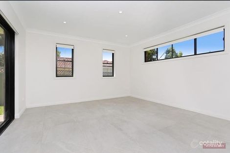 32 Shenstone Rd, Riverwood, NSW 2210