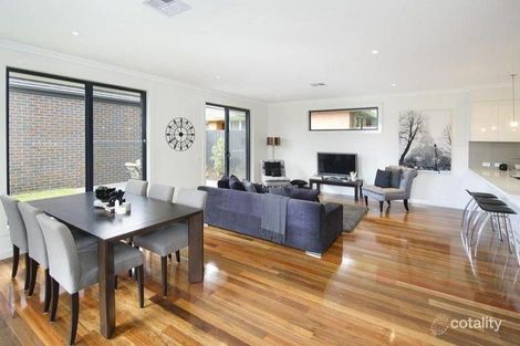 Property photo of 2/24 Baldwin Road Blackburn VIC 3130