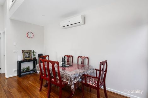 Property photo of 2 Zephyr Close Ringwood VIC 3134